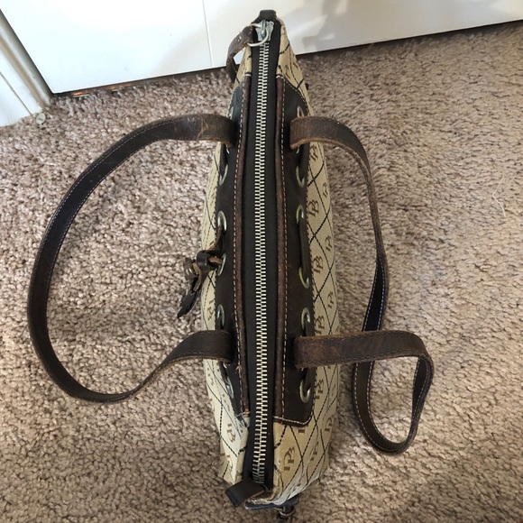 Dooney & Bourke Signature Canvas Tan Shoulder Bag - Picture 9 of 10